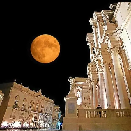 Luminosa Casa Punti Cardinali Appartamento Syracuse