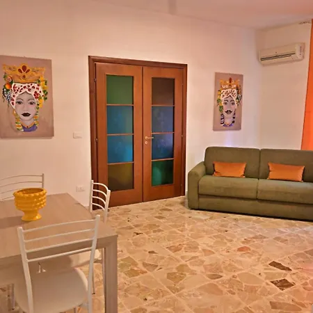 Apartment Luminosa Casa Punti Cardinali