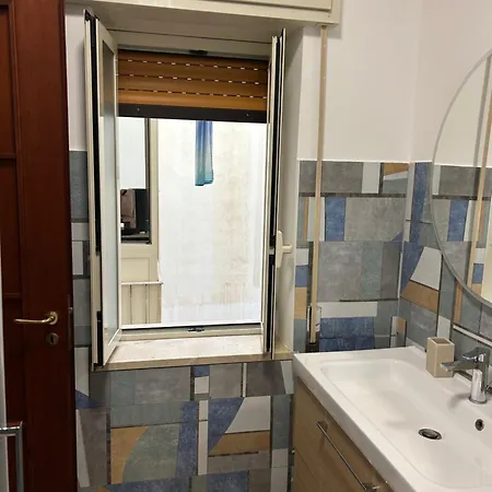 Luminosa Casa Punti Cardinali Διαμέρισμα